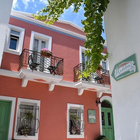 Madalena'S Family Rooms Tinos Exterior foto