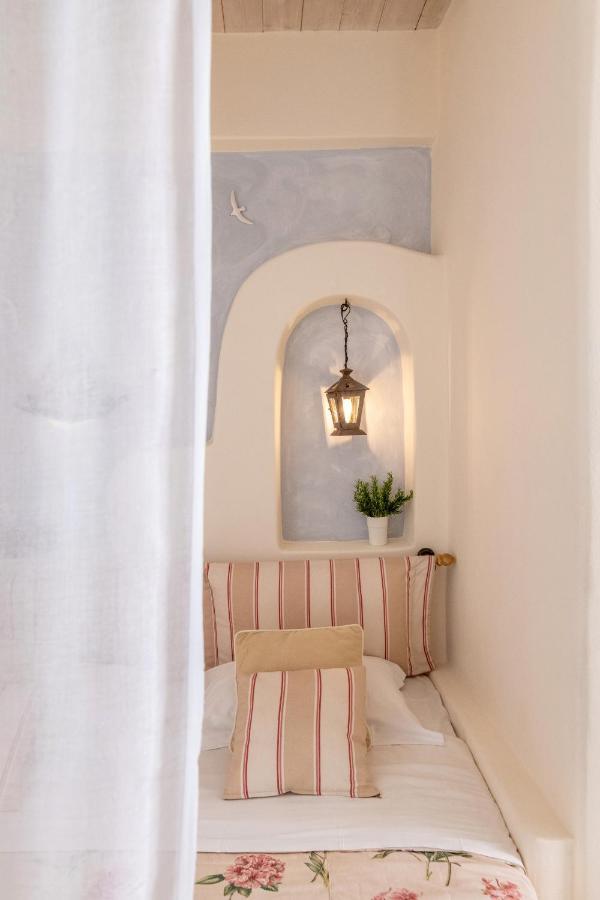 Madalena'S Family Rooms Tinos Exterior foto